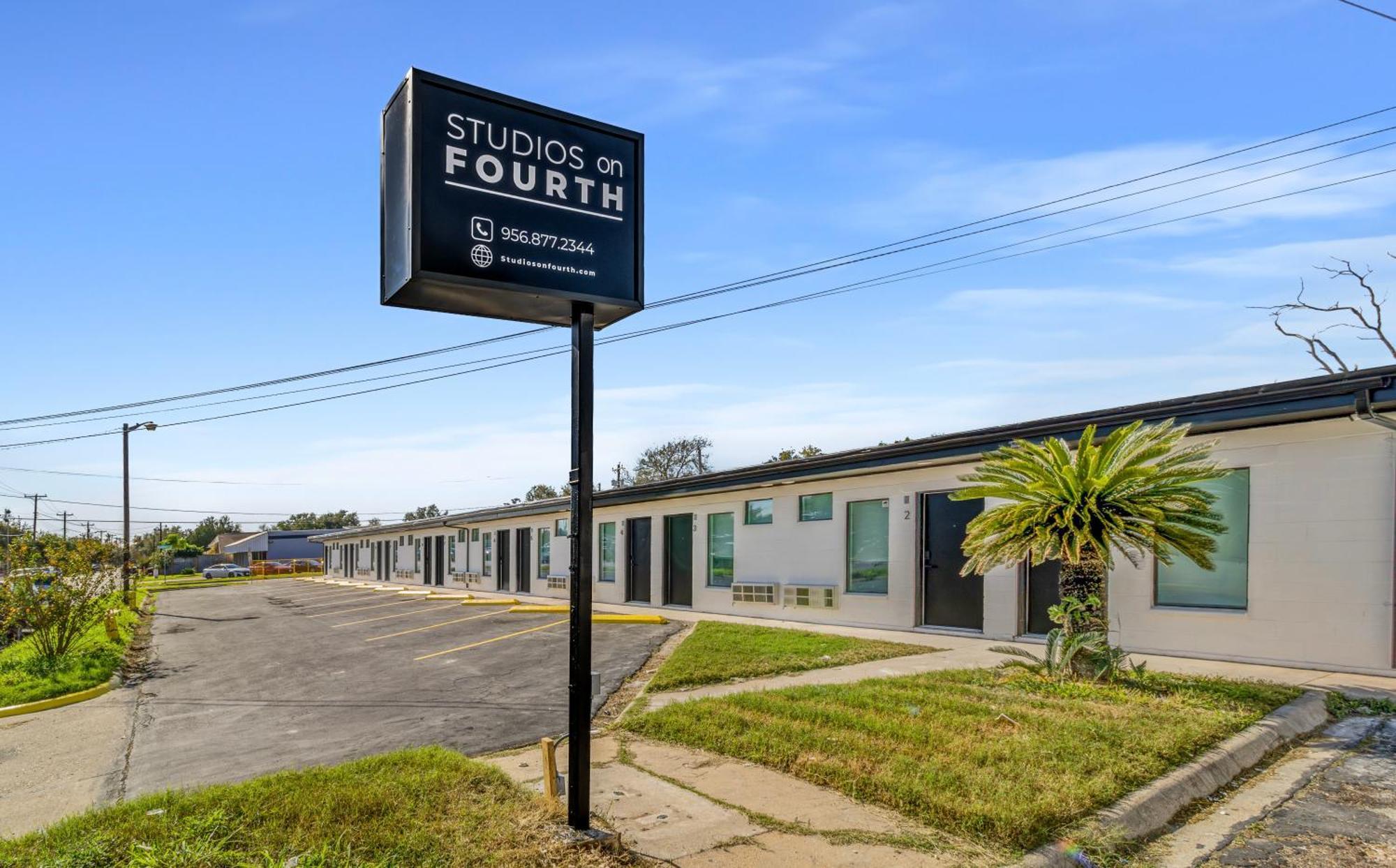 Studios On Fourth McAllen Exterior foto